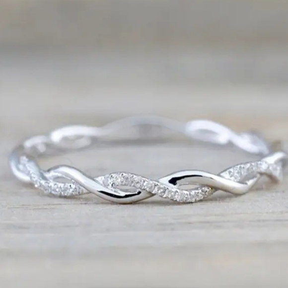 Women's rings 18k gold/silver plated Zirconia stone size 6 to 9 - Picture 4 of 4